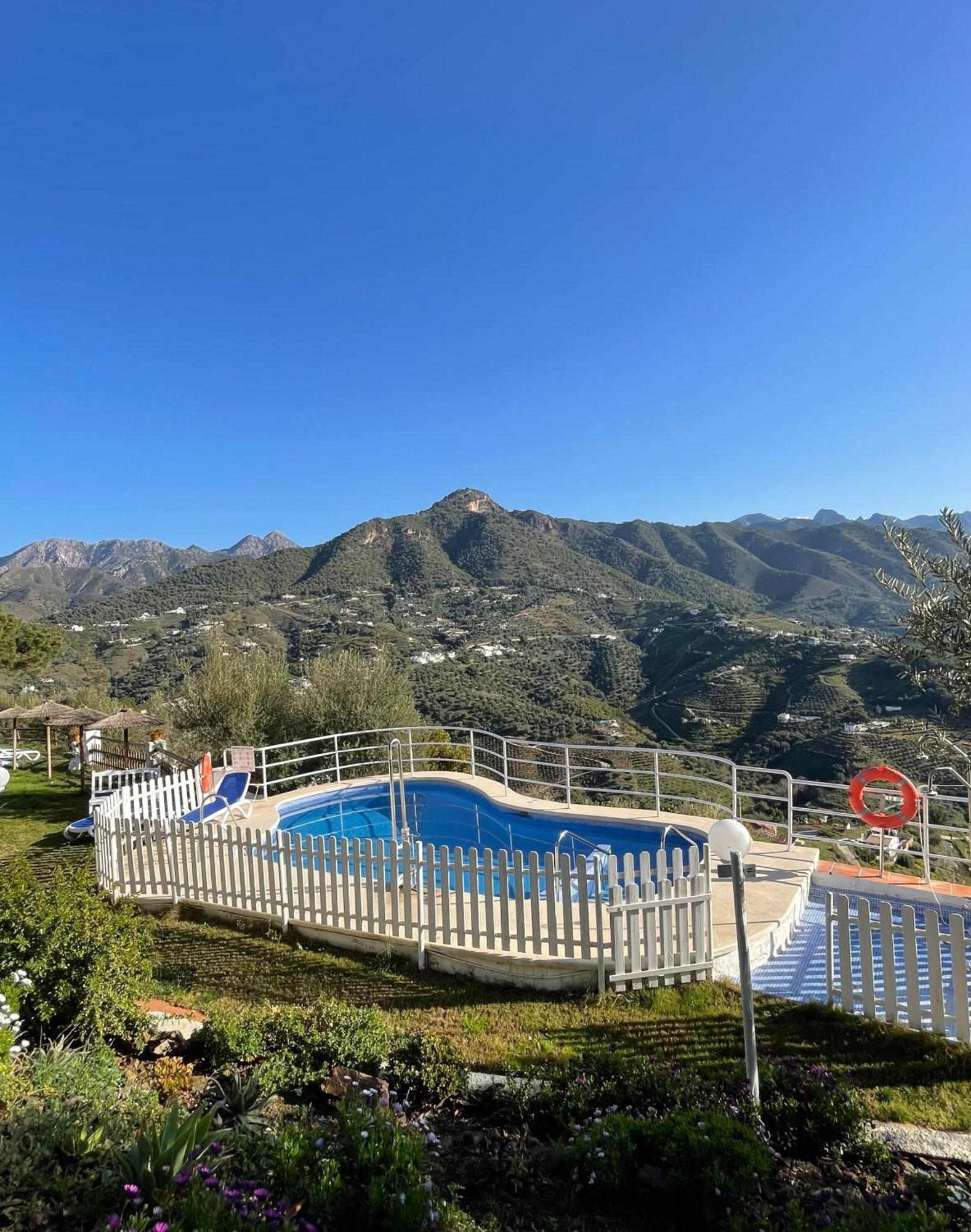 Hotel Rural Los Caracoles Frigiliana Bagian luar foto